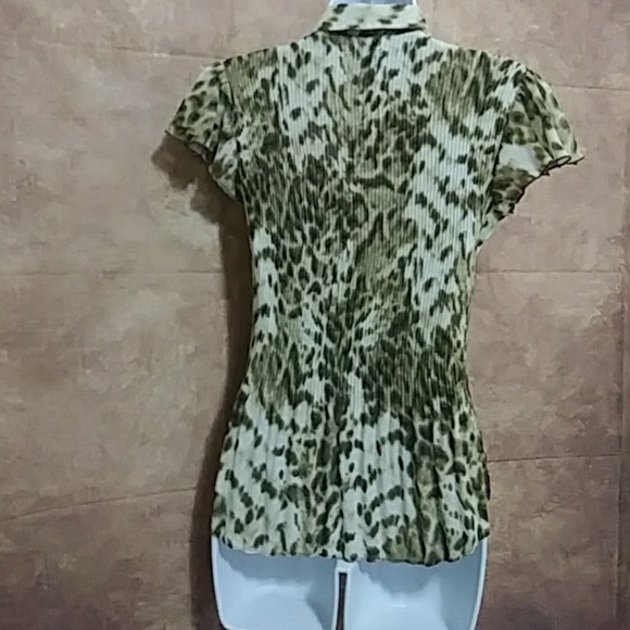 Serenade - Picture 3 of 3